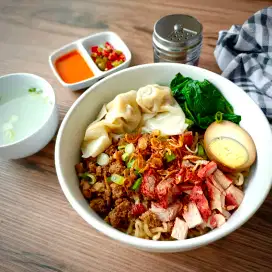 Loker di bakmi non halal