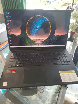 Laptop asus oled ryzen 3 7000 ram 8
