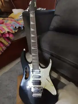 Gitar listrik  merek sunsmile