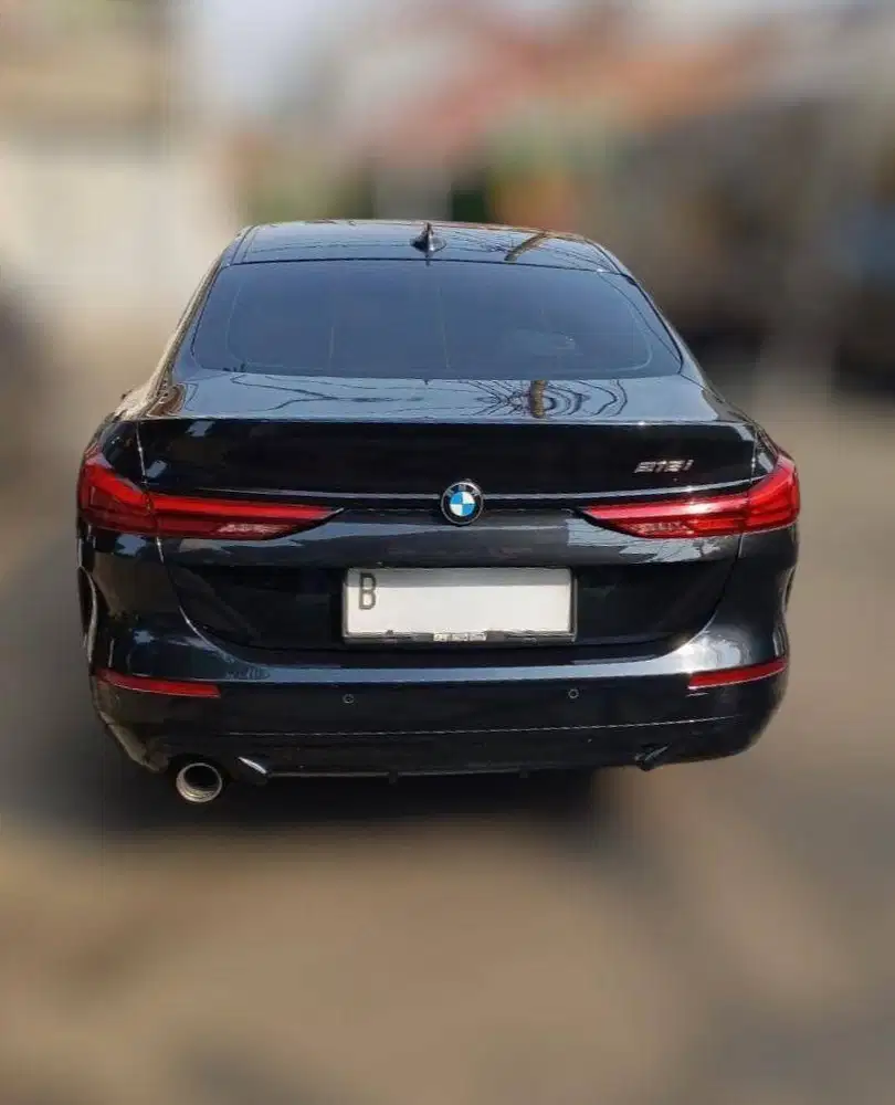 BMW 218i Gran Coupe 1.5 AT