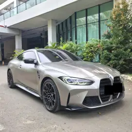 BMW M4 Coupe 3.0L Twin‑Turbo 2023 Yellow KM 30rb Perfect Condition.
