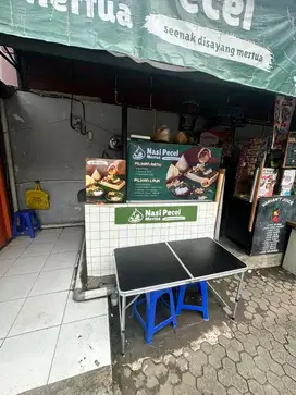 Lowongan Jaga Warung perempuan diutamakan yg tinggal condet