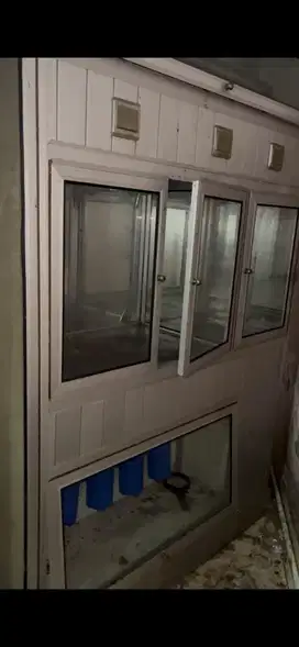 Mesin air isi ulang