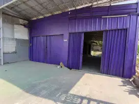 Disewakan Ruang Usaha ex Bengkel & Salon Mobil di Pinggir Jl. Pekayon