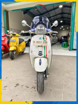 VESPA PRIMAVERA S 150 2022 BARANG ISTIMEWA HIKMAH MOTOR KEPUH MALANG