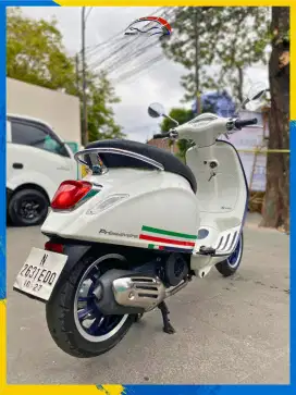 VESPA PRIMAVERA S 150 2022 BARANG ISTIMEWA HIKMAH MOTOR KEPUH MALANG