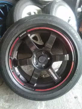 Velg rays te37 R18×8,5jj et 42 (5×114) +ban