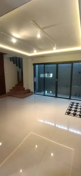 Jl. Kembar New House Dijual Siap Huni 2 Lantai