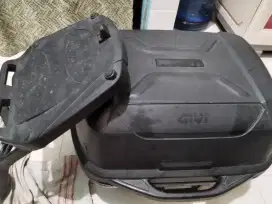 Box givi e43 + breket