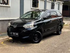 XENIA M 1.0 MT HITAM 2015