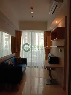 Disewakan Apartemen Taman Anggrek Residence 3 Bedrooms Furnished