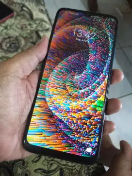 Infinix Hot 9play.. 4/64.. batre badakk joss