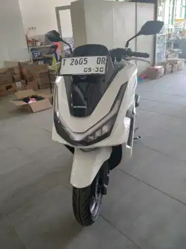 PCX CBS 2025 Putih Mulus