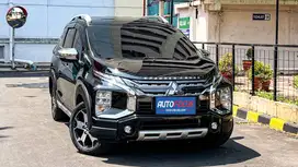 Mitsubishi Xpander Cross Premium package 1.5 AT 2021 Hitam Metalik
