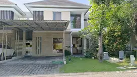 Full Furnish Tinggal bawa Koper Rumah Citraland Greenhill Surabaya
