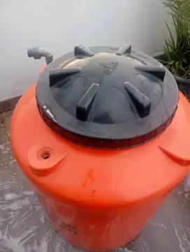 Toren air 300 liter