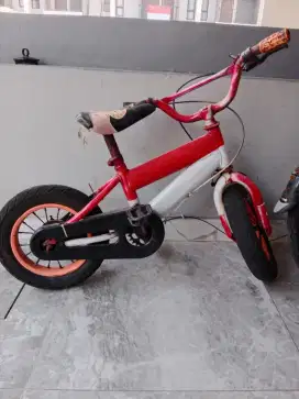 Sepeda kecil Anak