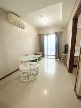 Condominium Green Bay Pluit sewa 1  kamar kondisi semi furnished siap