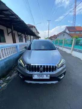 Suzuki Scross 2018 manual