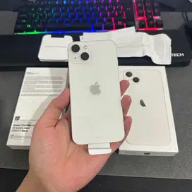 iPhone 13 128 Gb Putih On garansi sampai maret 2026