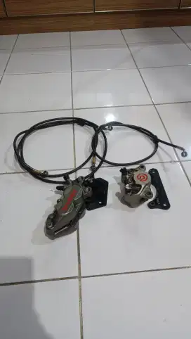 Kaliper Brembo 2p dan 4p selang rem hel braket wr3 NMAX old