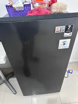 Kulkas Aqua AQR-D18 150 liter