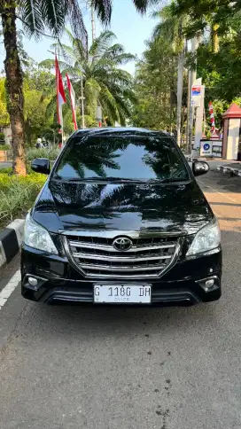 Kijang Innova 2014 Tipe V Diesel Automatic KM RENDAH