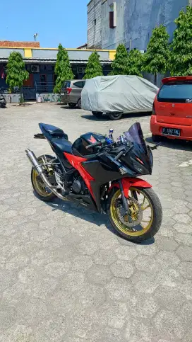 CBR 150 R FACELIFT 2017 MODIF PLAT Z