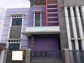 Rumah 5 Kamar Hadap Utara 15 Mnt ke Grand Bekasi Siap KPR J-35135