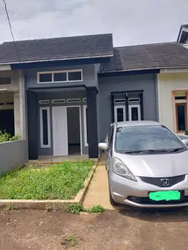 Rumah Hadap Selatan 15 Menit ke Stasiun Citayam Siap KPR J-35677