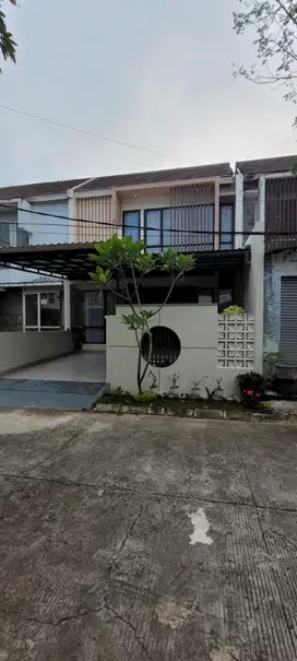 Rumah LB 180 SHM Siap KPR 15 Mnt ke Cileungsi Trade Centre J-34104