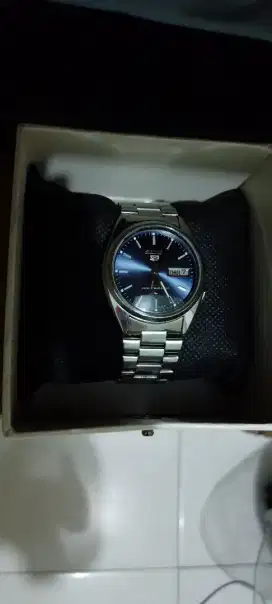 Jam Tangan Seiko 5 Blue Automatic Wellding