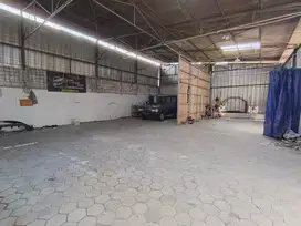 Gudang Workshop Pinggir Jalan Raya Pekayon dekat Galaxy Bekasi