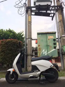 Motor Listrik Niu Gova Lite, ga perlu ngecharge, Scooter Euro Look