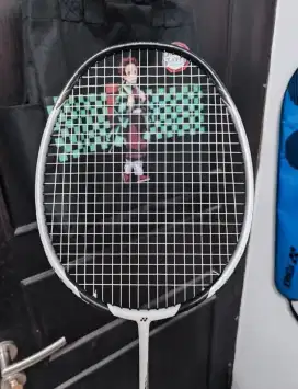 RAKET YONEX VOLTRIC D39