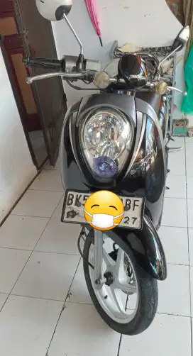Jual scoopy old (karbu) 2012