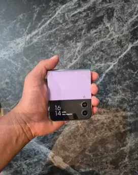 Samsung Galaxy Z Flip4 5G