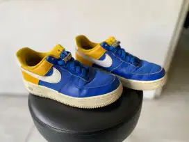 Prelove sepatu nik'e size 36