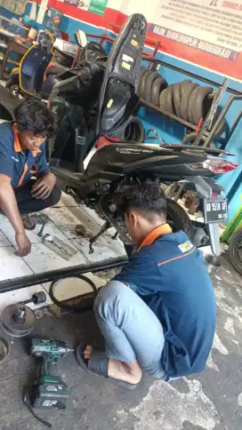 Lowongan mekanik motor