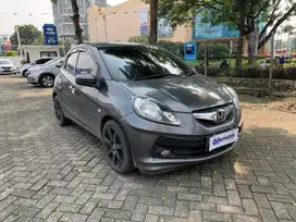 DP MURAH Honda Brio 1.2 E Bensin-AT-2014 Abu CABID