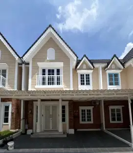Dijual Villa dalam Komplek Merci 1,88 M Nego