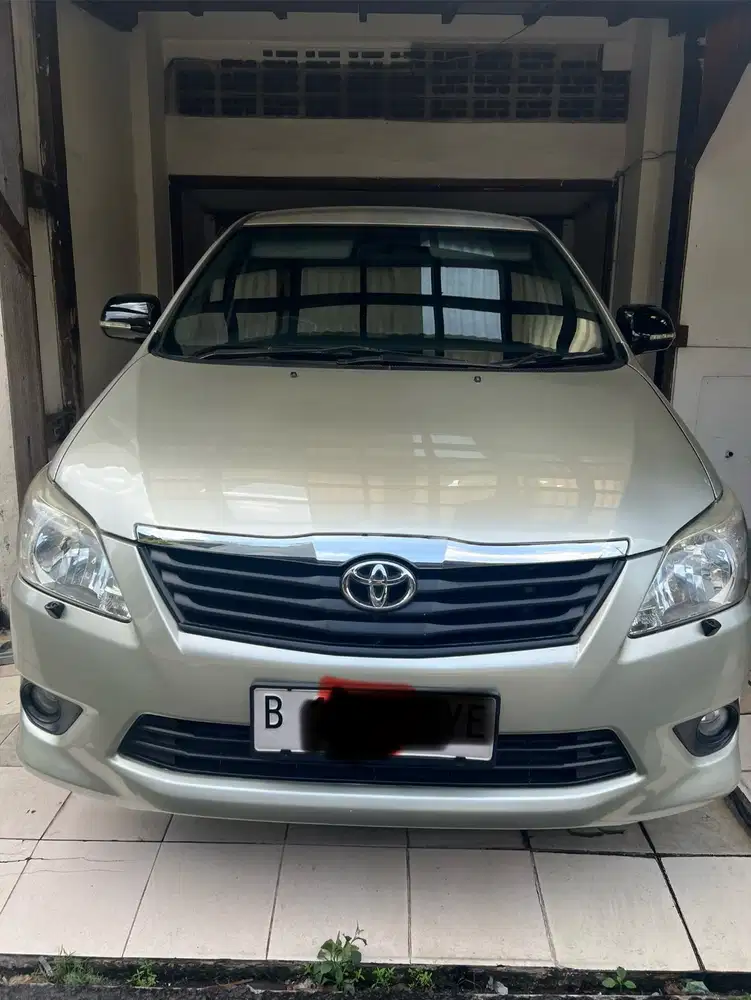 IInnova 2013 Diesel AT Silver Terawat