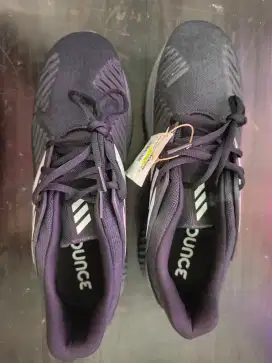 Sepatu Running Adidas Alphabounce
