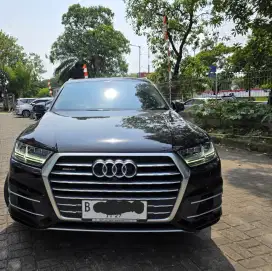 AUDI Q7 45 TFSi QUATTRO