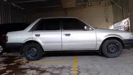 Ford laser 1995 Bensin