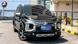 Mitsubishi Xpander Cross Premium package 1.5 AT 2021 Hitam Metalik