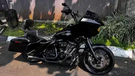 Harley davidson road glide special FLTRX 2021