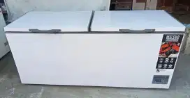 Chest freezer 715