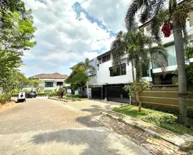 Jual Rumah Kantor Hoek 3 Lt, Pasar Minggu TB Simatupang