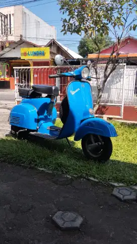 VESPA SUPER THN ' 74